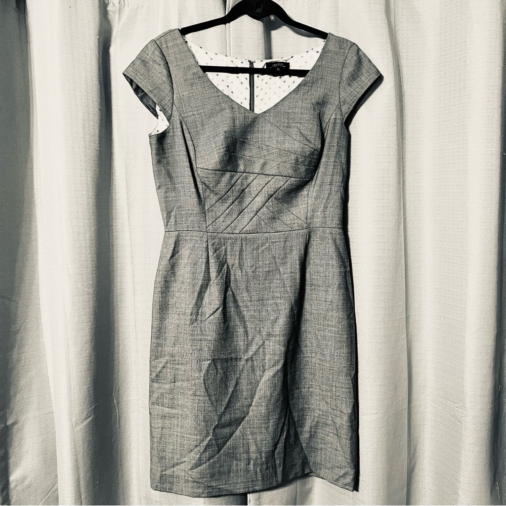 Tahari/Arthur S. Levine wool blend dress, cap sleeves, zip up back, size 8, gray